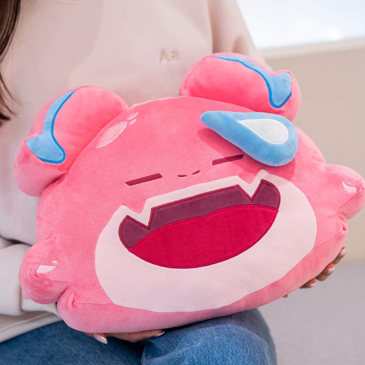 Hungry Chunk Cushion