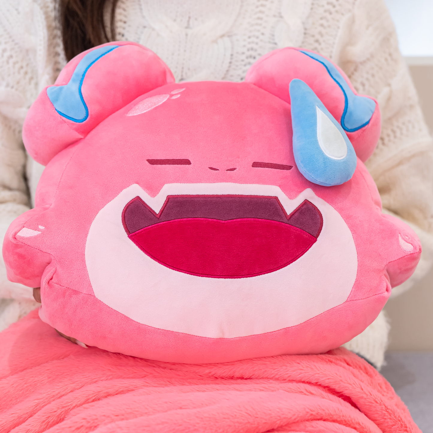 Hungry Chunk Cushion