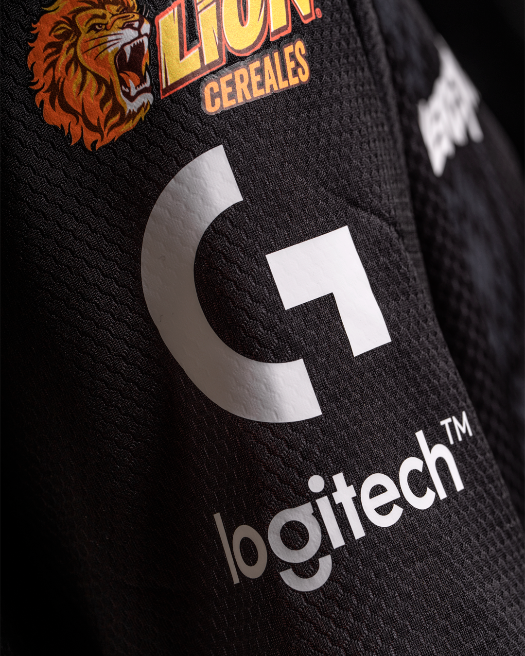 Team Heretics Official Uniform Jersey Primary Edition